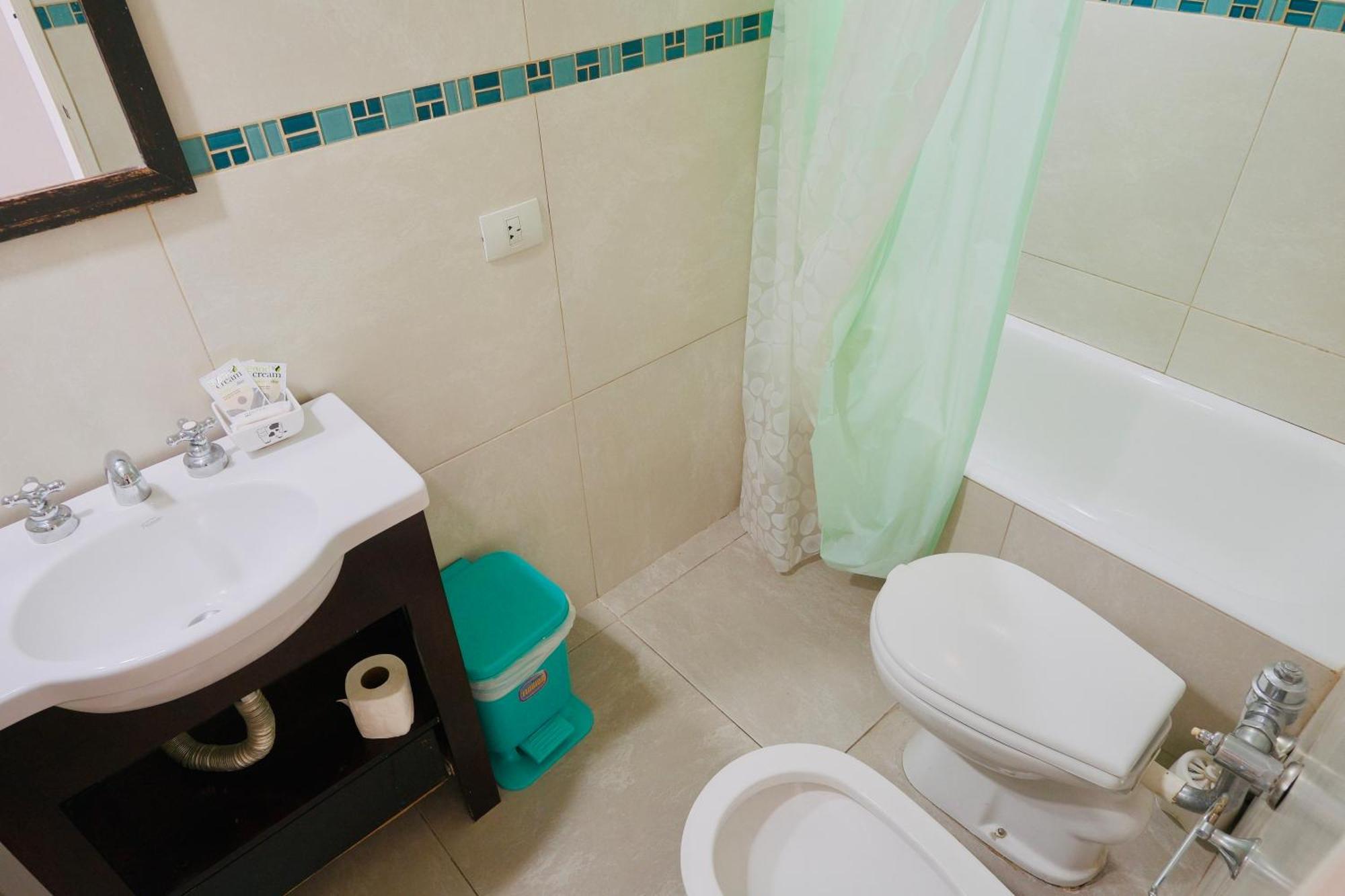 Apartamento Rancho Tanguero En El Obelisco En Corrientes 818 Buenos Aires
